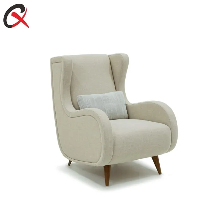 Poltrona relax con gambe in legno